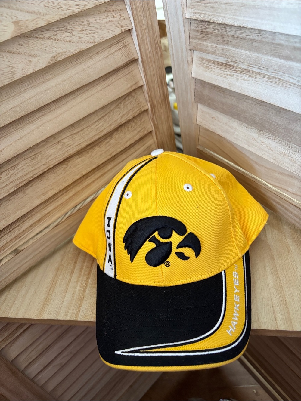Iowa Hawkeyes Yellow & Black Baseball Cap